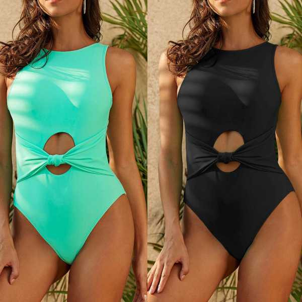 Moodne täielik väljalõigetega ujumistrikoo ja palja seljaosa