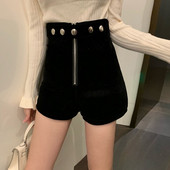 Модерни дамски есенно-зимни къси панталони с висока талия и цип в черен цвят