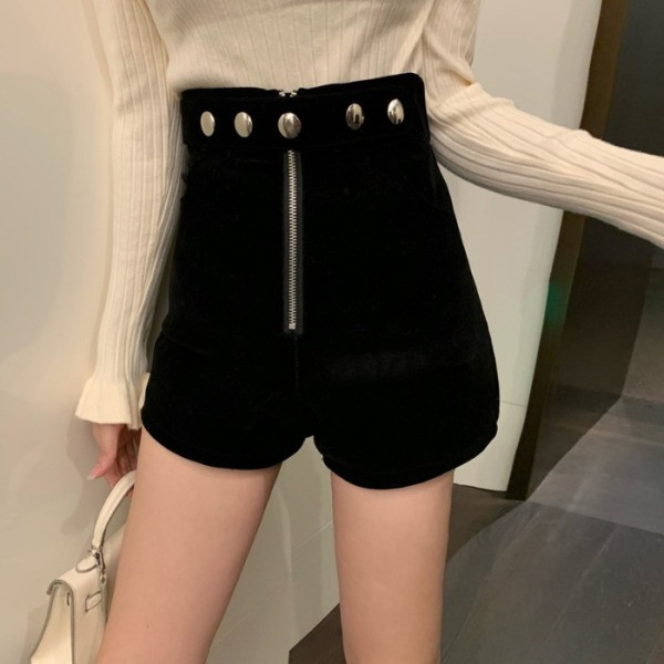 Модерни дамски есенно-зимни къси панталони с висока талия и цип в черен цвят 