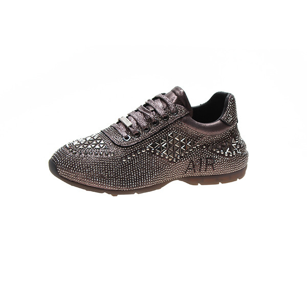 Modern női tornacipő kövekkel és fűzőkkel