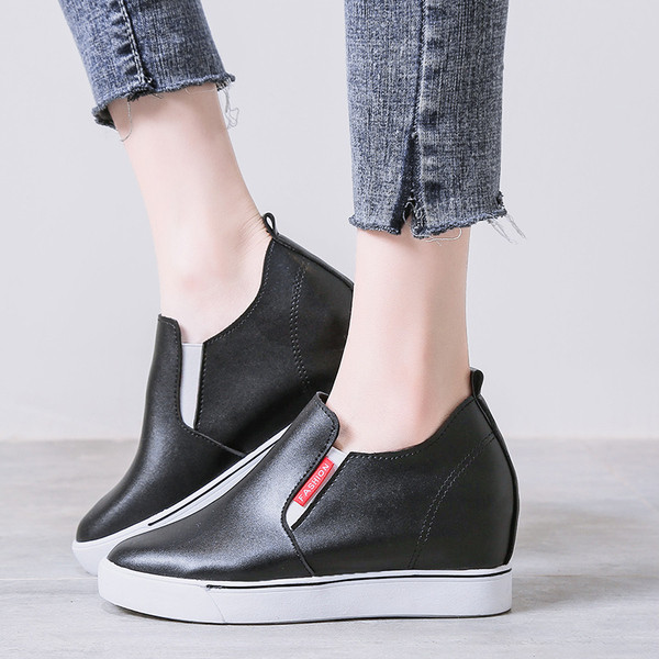 Καθημερινά έκο δερμάτινα υποδήματα με εσωτερική πλατφόρμα