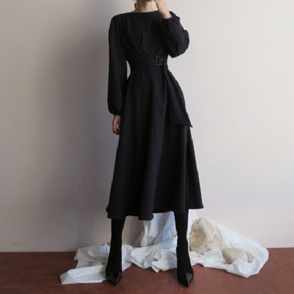 Stiilne naiste kleidi pikk mudel vöökohaga