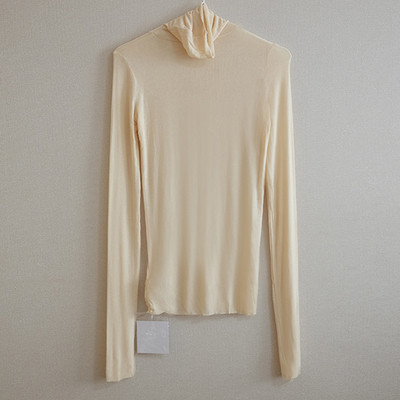 Актуално дамско есенно поло от тънко претиво