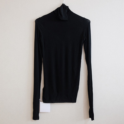 Актуално дамско есенно поло от тънко претиво