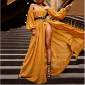 Модерна дамска рокля с голи рамене,цепка и дълъг ръкав