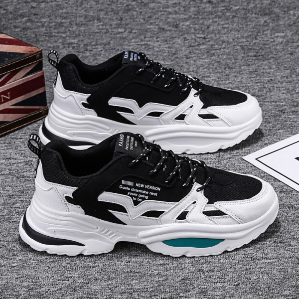 Kareda tallaga ökonahast meeste modernsed tossud