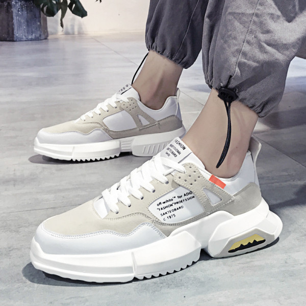 Új modern férfi tornacipő fűzős durva talppal