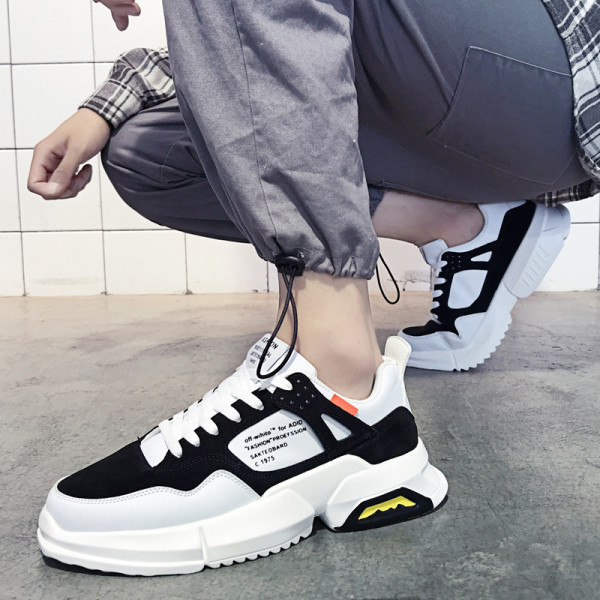 Új modern férfi tornacipő fűzős durva talppal