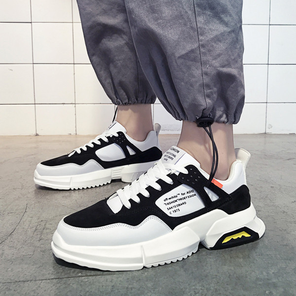 Új modern férfi tornacipő fűzős durva talppal