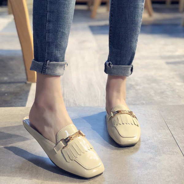 Uus mudel igapäevaste nahast susside metalldekooriga