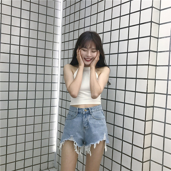 Ženske kratke hlače sa visokim strukom i poderanim motivima