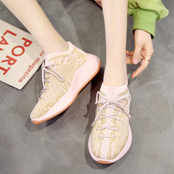 Női hálós sportcipő magas talppal