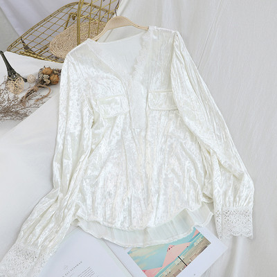 Női bársony ing spitz nyakkivágással és csipkével a hátán