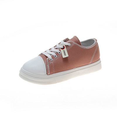 Tekstiilist valmistatud vabaaja tossud paeltega