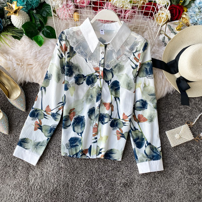 Új modell női ing virágos motívumokkal és klasszikus gallérral