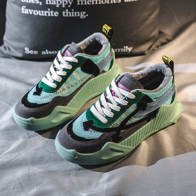 Eko bőrből és textilből készült rugós tornacipő új modellje durva talppal