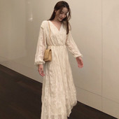 Pikk pitsist naiste kleit spits-kaelusega