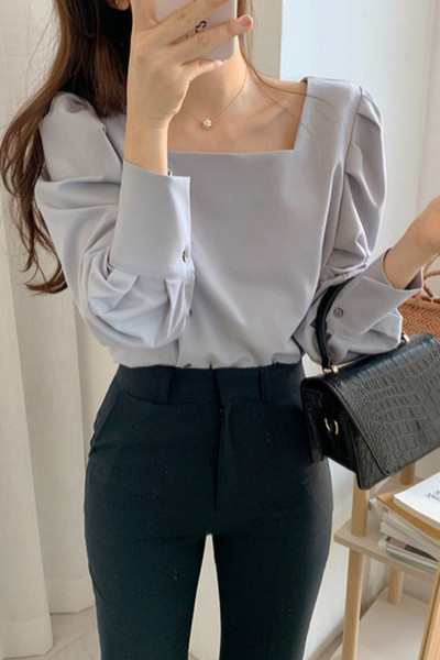 Moodne naiste retrostiilis kandilise kaelusega pluus