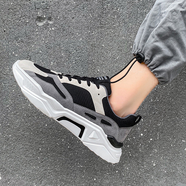 Öko-seemisnahast meeste vabaaja tossud paelte ja lameda tallaga