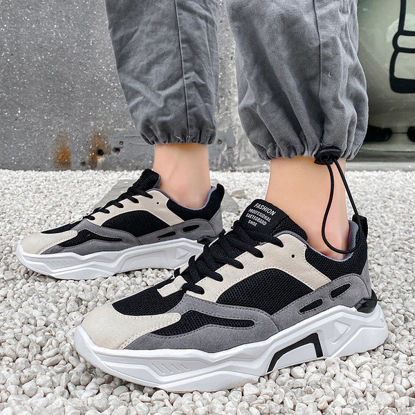 Öko-seemisnahast meeste vabaaja tossud paelte ja lameda tallaga