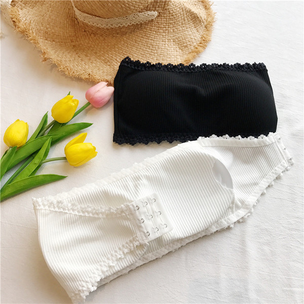 Kratki ženski poprsje s kopčanjem