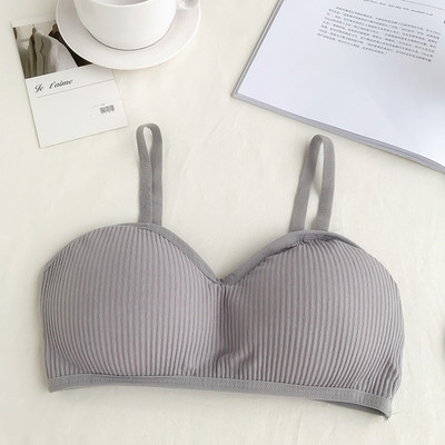 Lezser női melltartó vékony pánttal