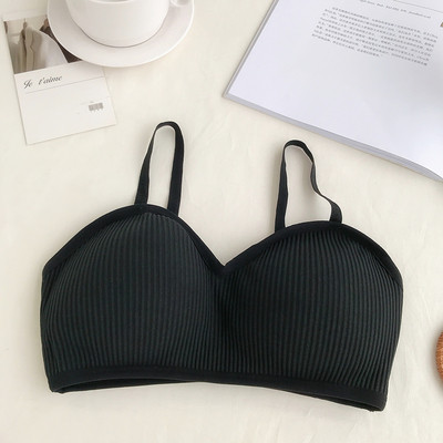 Lezser női melltartó vékony pánttal