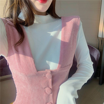 Retro naiste roosa velvetist kleit pikkade varrukate ja nööpidega