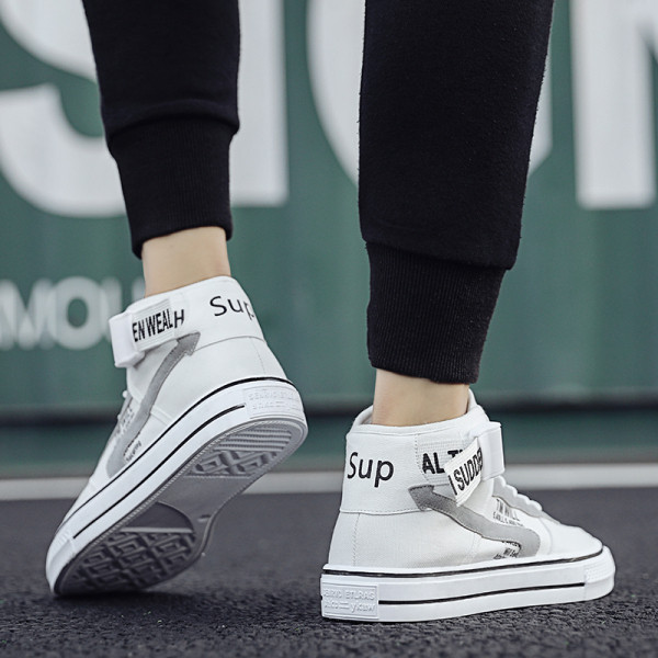 Lameda talla ja kirjadega meeste vabaaja tossud