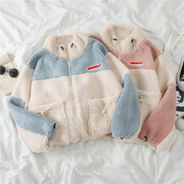 Плюшено дамско яке с висока яка, джобове и цип