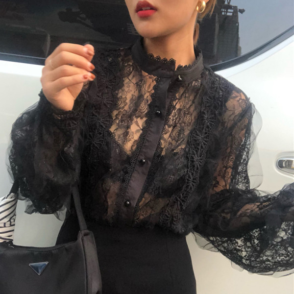 Ženska moderna čipkasta bluza s gumbima i visokim ovratnikom