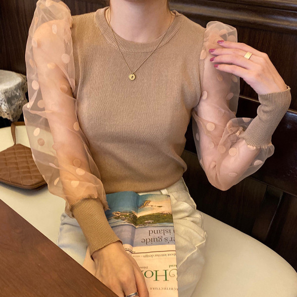 Naiste moodne pitsavarrukatega kevadpluus