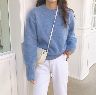 Зимен дамски пуловер широк модел с обло деколте