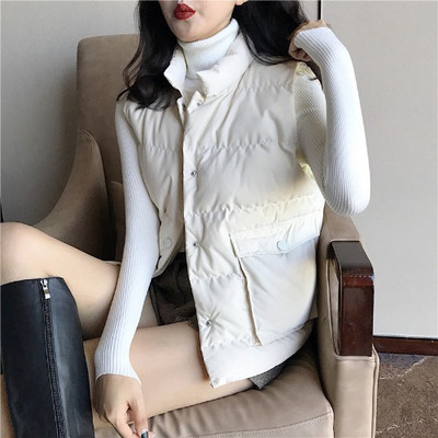 Naiste vabaaja vest nööpide ja suurte taskutega - lai mudel