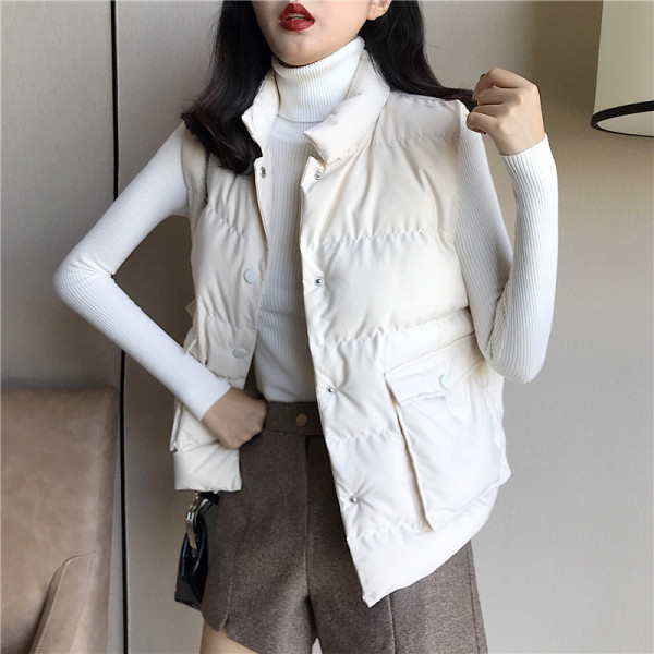 Naiste vabaaja vest nööpide ja suurte taskutega - lai mudel