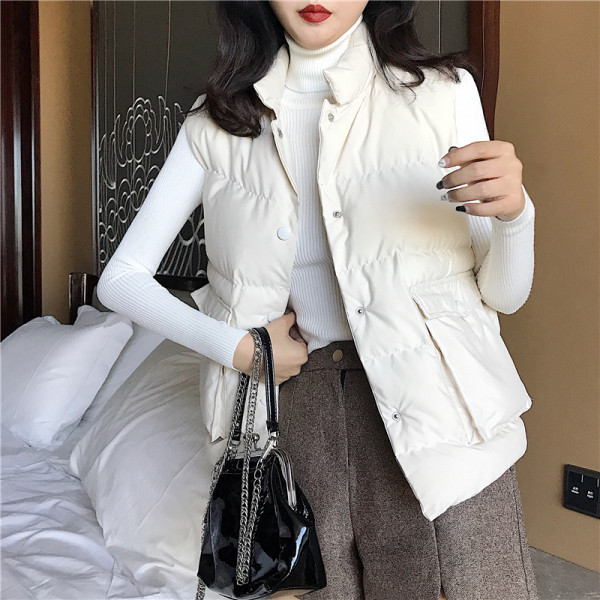 Naiste vabaaja vest nööpide ja suurte taskutega - lai mudel