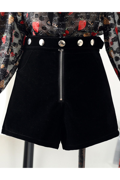 Дамски къси панталони с копчета,цип и висока талия от кадифе