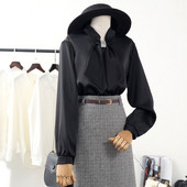 Naiste pikkade varrukatega satiinsärk - retro stiilis