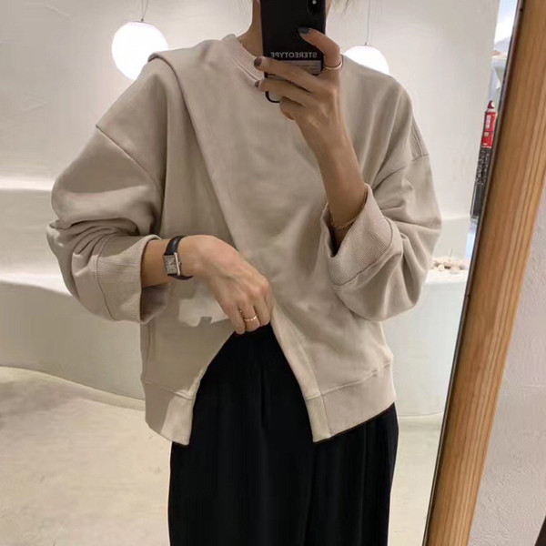 Naiste vabaaja pluus ümmarguse kaelusega ja ülekandega eest