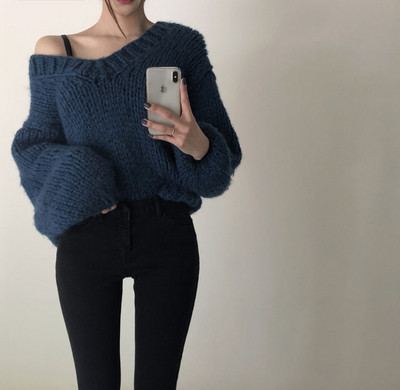 Naiste spits-kaelusega talvekampsun - tasuta mudel