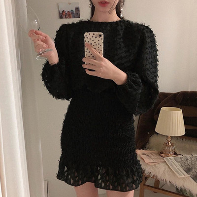 Дамска рокля с дълъг ръкав и еластична талия 