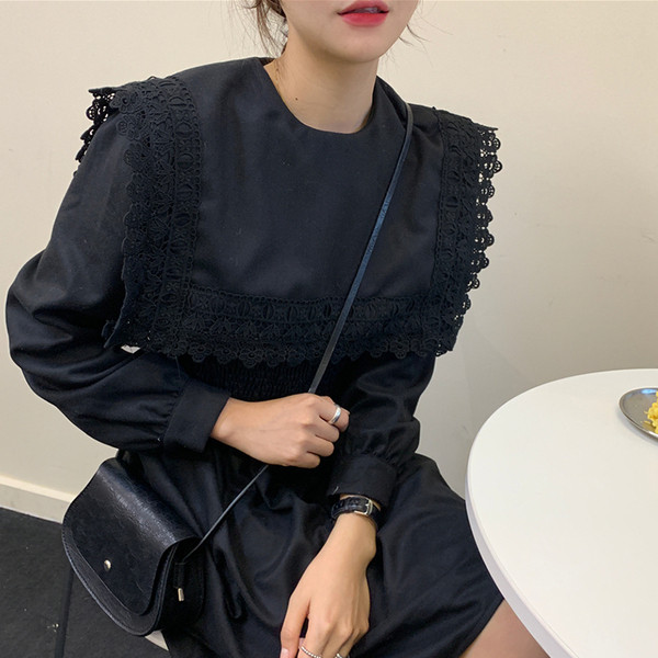 Retro stiilis elastse vöökohaga naiste kleit - lõikega mudel