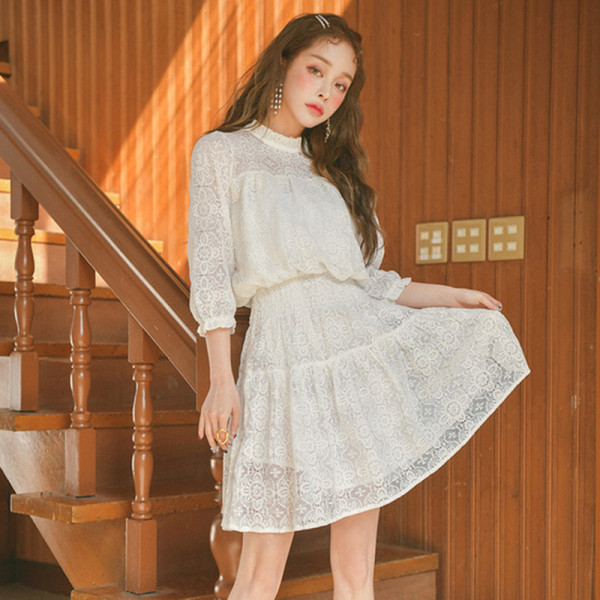 Naiste moodne pitskleit 3/4 varrukate ja elastse vöökohaga