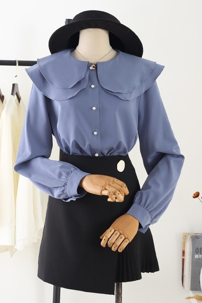 Modern női ing ovális nyakkivágással, gombokkal és hosszú ujjakkal