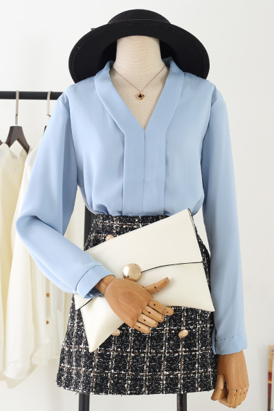 Elegantna ženska košulja - retro stil sa špic izrezom i dugim rukavima