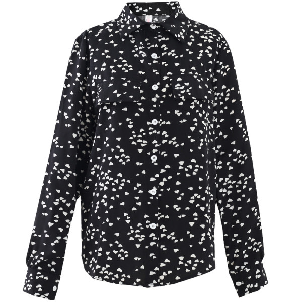 Praegune naiste särk klassikalise südamekraega