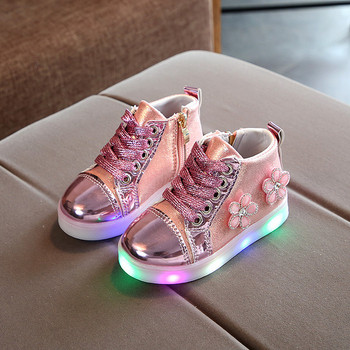 Παιδικά παπούτσια με φωτάκια και  με 3D Element