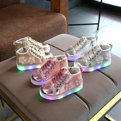 Ежедневни детски светещи обувки за момичета с 3Dелемент