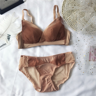 Kaheosaline intiimpesu komplekt - rinnahoidja ja bikiinid