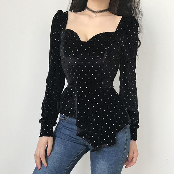 Stiilne naiste sametpluusilõikeline pikkade varrukatega mudel